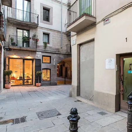 Ainb Born-dames Apartamento *