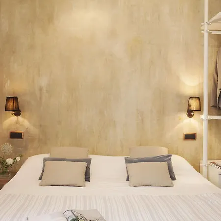 Ainb Born-dames Apartamento *
