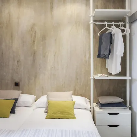 Ainb Born-dames Appartement